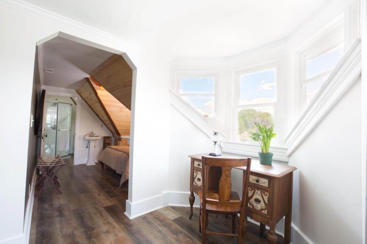 Fairfield The Victorian On Main B&B 외부 사진