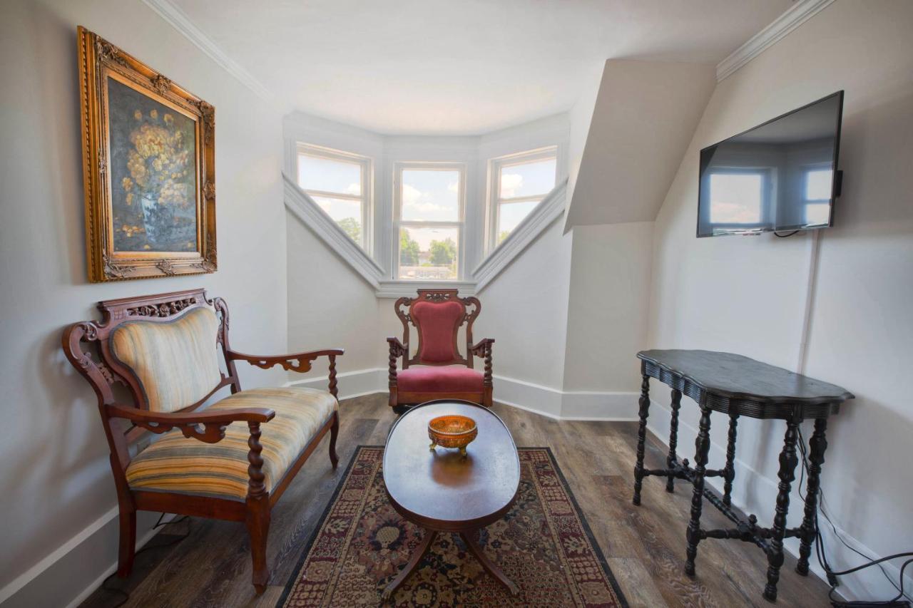 Fairfield The Victorian On Main B&B 외부 사진